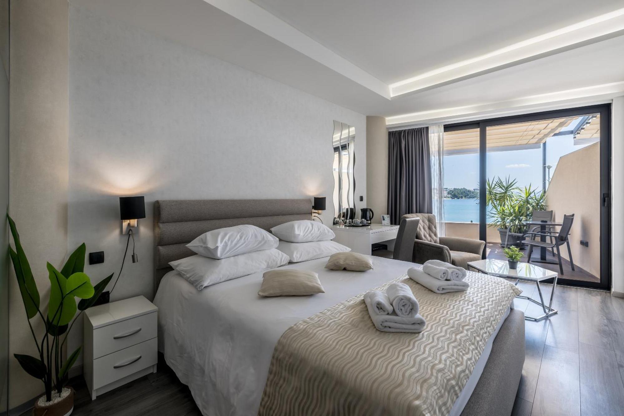 Sea View Luxury Rooms Seven Of Nine Split Zewnętrze zdjęcie