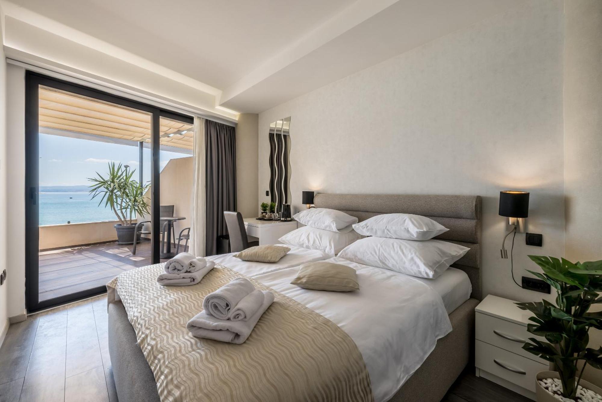 Sea View Luxury Rooms Seven Of Nine Split Zewnętrze zdjęcie