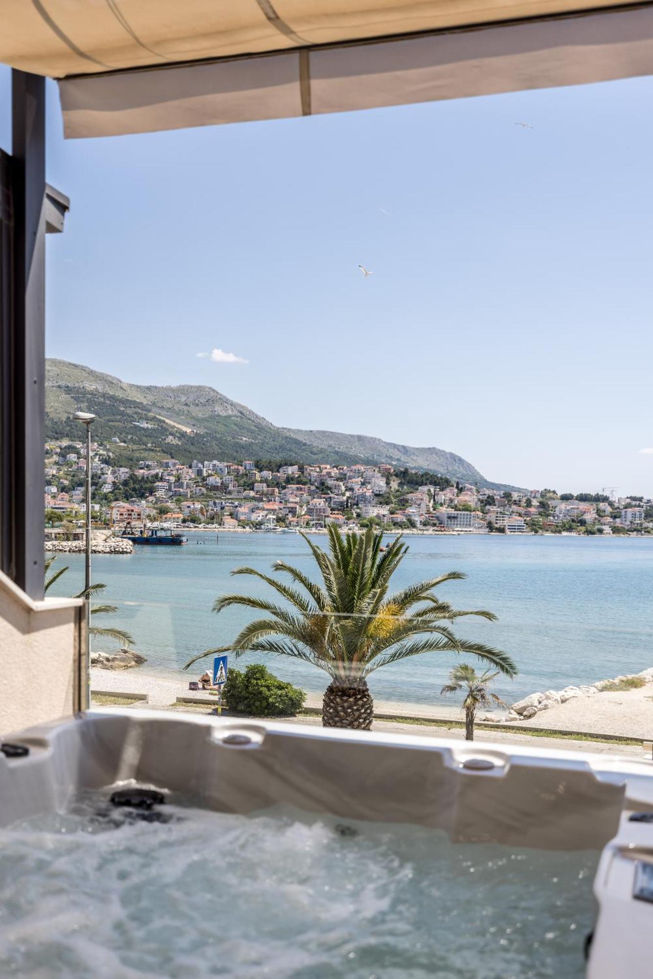 Sea View Luxury Rooms Seven Of Nine Split Zewnętrze zdjęcie