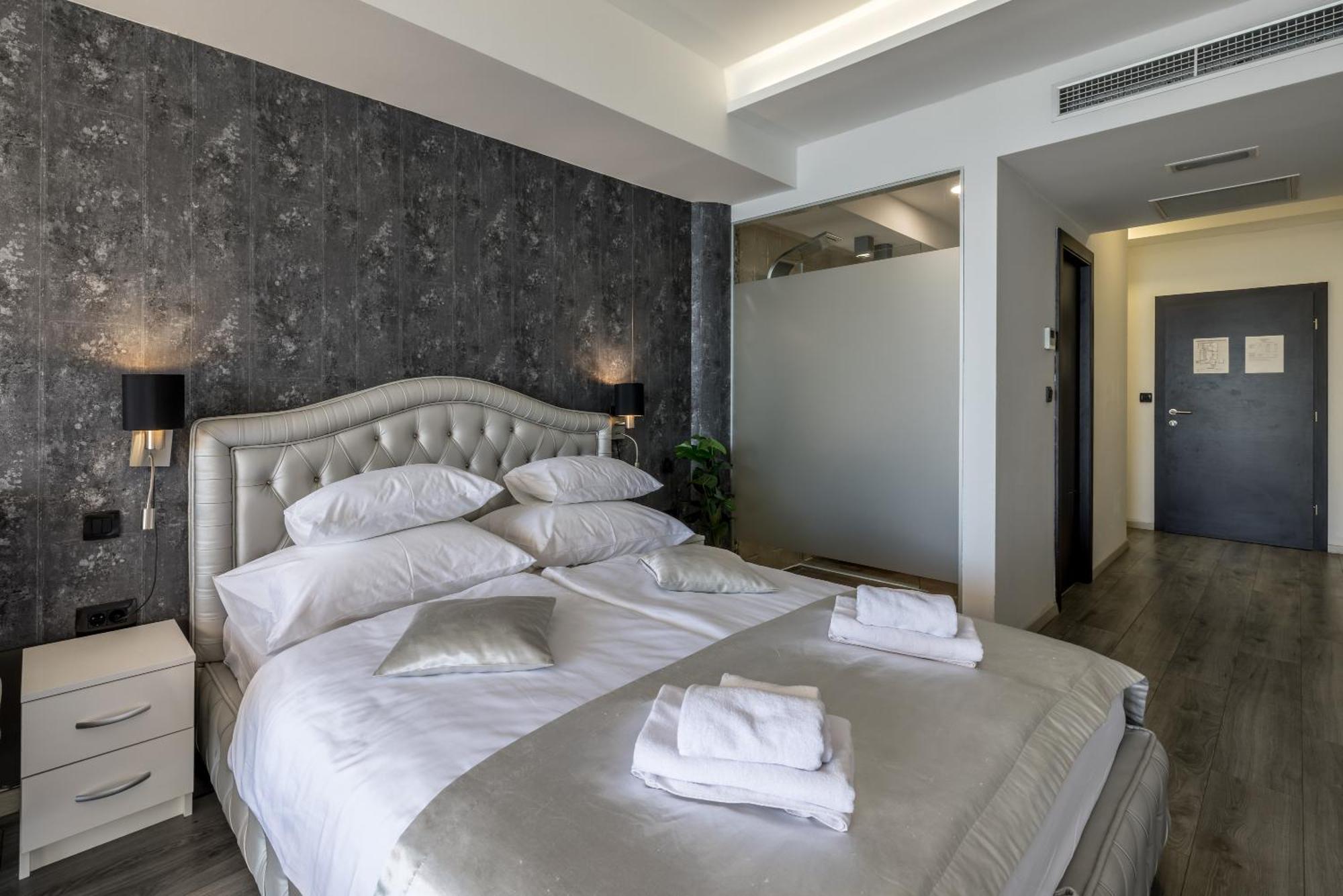 Sea View Luxury Rooms Seven Of Nine Split Zewnętrze zdjęcie