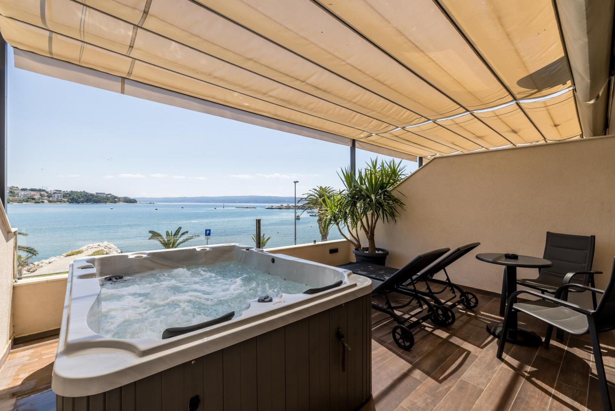 Sea View Luxury Rooms Seven Of Nine Split Zewnętrze zdjęcie